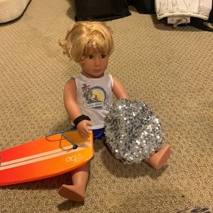 Random doll stuff the doll IS included! Some American girl some random